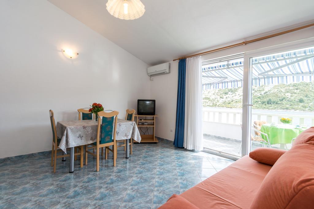 Vinišće Apartments Mirko חדר תמונה