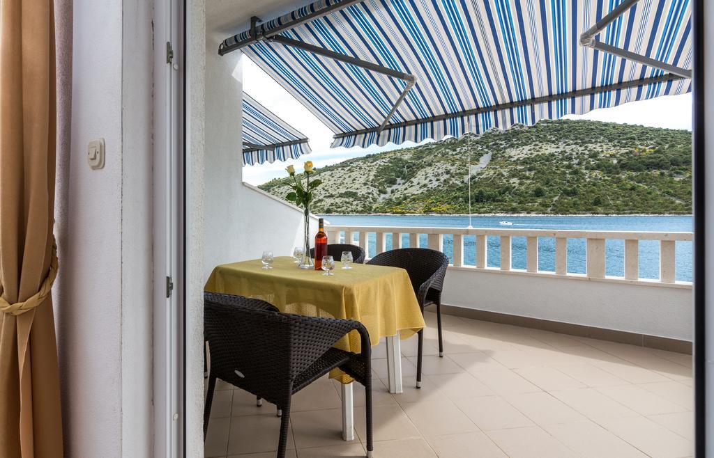 Vinišće Apartments Mirko חדר תמונה