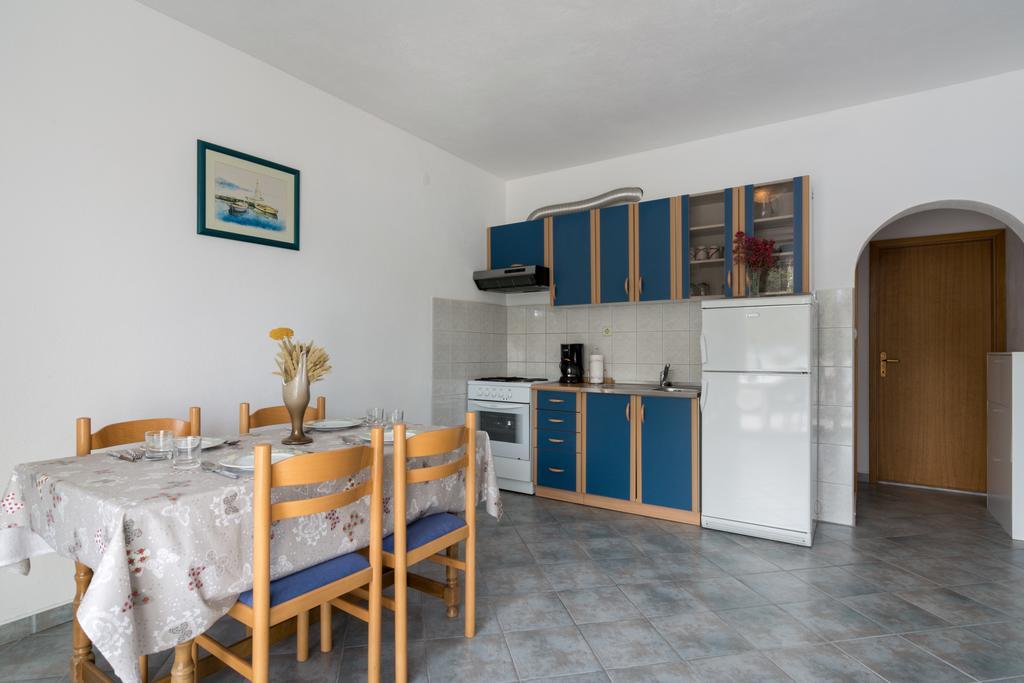 Vinišće Apartments Mirko חדר תמונה
