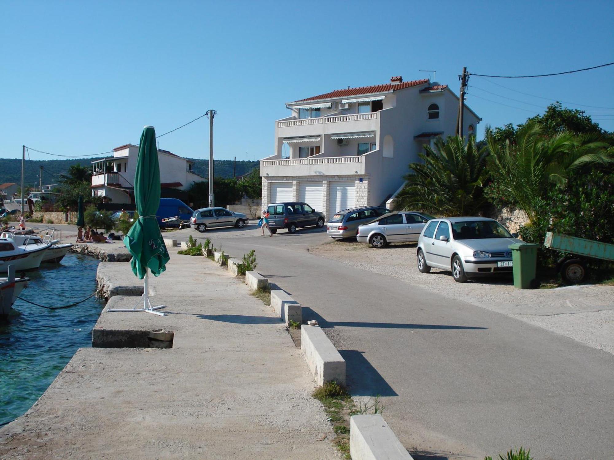 Vinišće Apartments Mirko מראה חיצוני תמונה